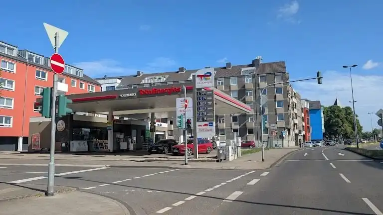 TotalEnergies Holzmarkt 49 Köln